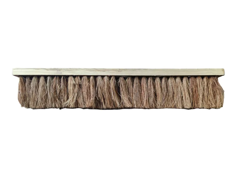 Push broom head with mixed fill